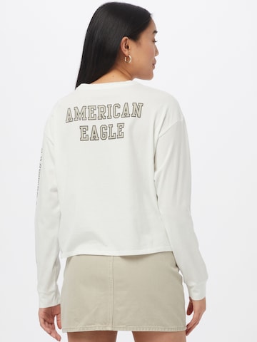 Tricou de la American Eagle pe alb