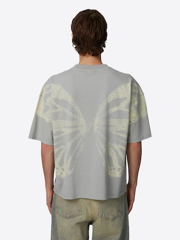 Maglietta di Good For Nothing in grigio: frontale