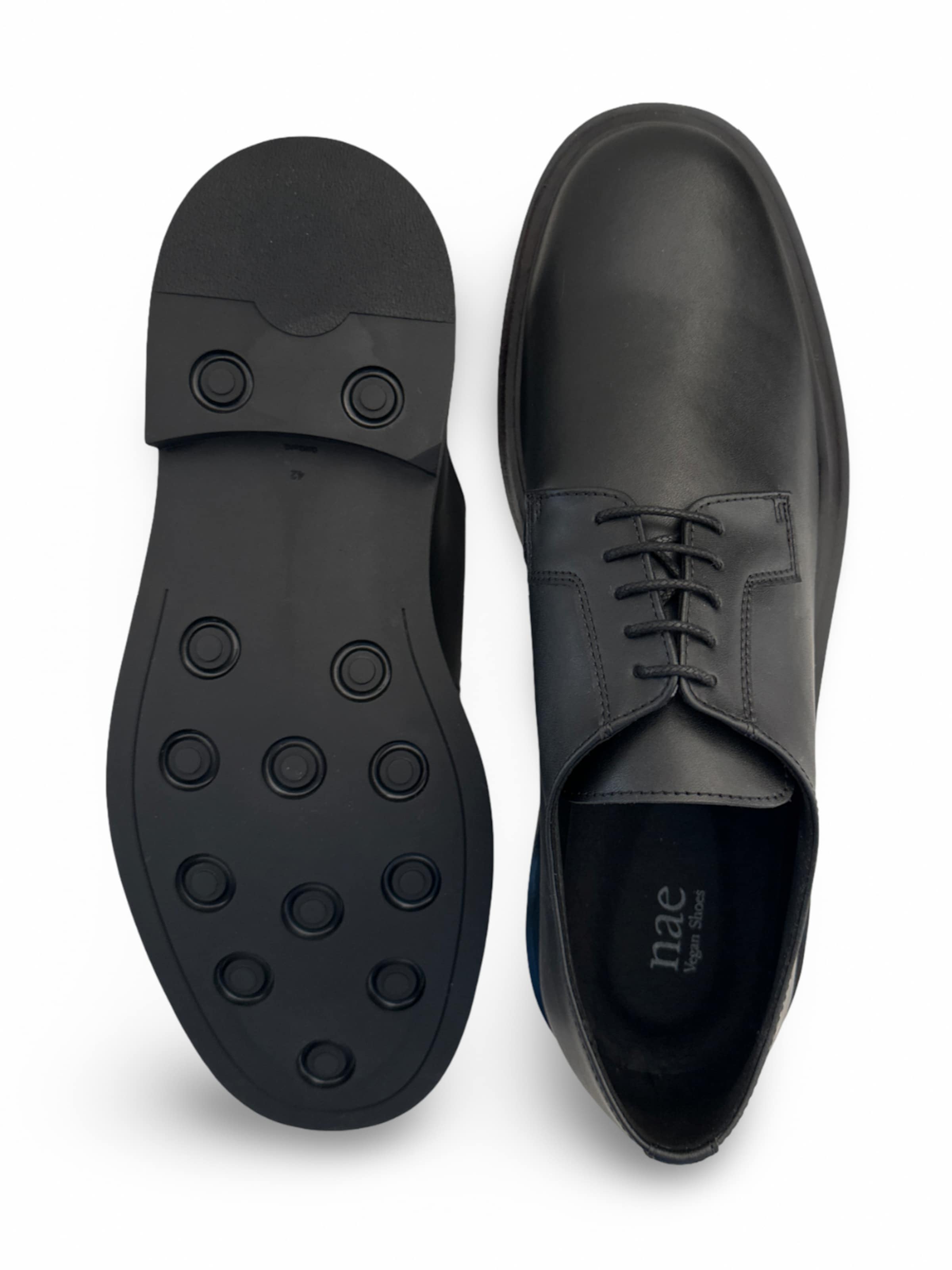 nae Vegan Shoes Lace-up shoe 'Oto' in Black