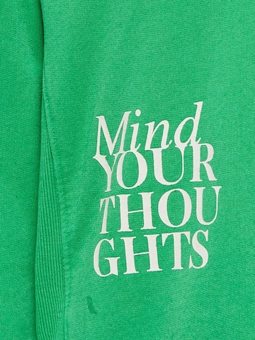 ONLY Sweatshirt 'nelly' in Green