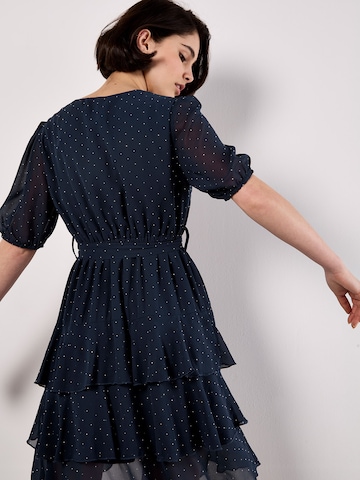 Apricot - Vestido en azul