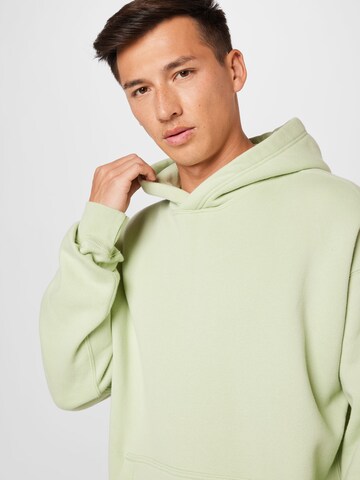 Abercrombie & Fitch Sweatshirt in Green