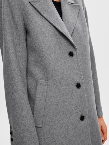 Manteau mi-saison 'Alma' SELECTED FEMME en gris