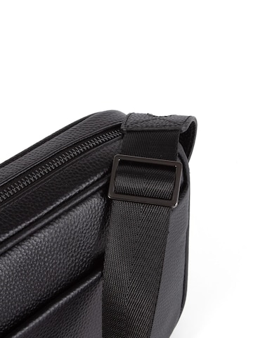 CYCAS D'OR - Bolso de hombro 'BELLARO FINGERPRINT RECOGNITION' en negro