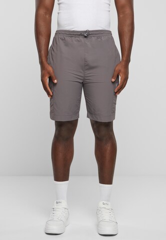 Karl Kani Regular Cargo trousers 'Essential' in Grey: front