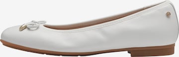 TAMARIS Ballet Flats in White