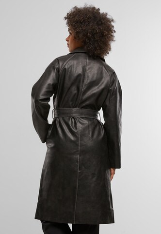 Cappotto di mezza stagione di Urban Classics in nero