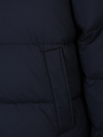 Tommy Hilfiger Big & Tall Prehodna jakna | modra barva