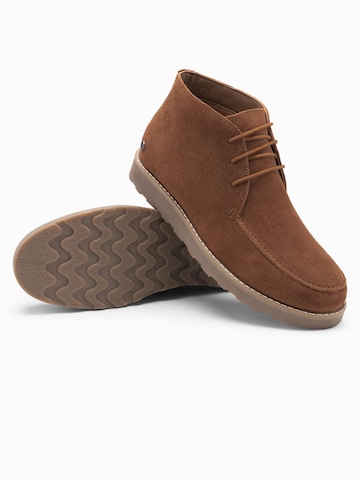Ombre Chukka boots in Brown