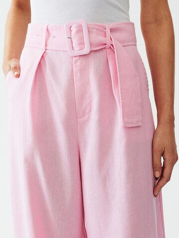 Calli Voľný strih Plisované nohavice - ružová