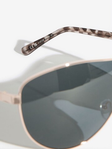 Friends Like These Sunglasses in Black