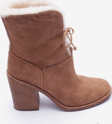 UGG Stiefeletten 39 in Braun: predná strana