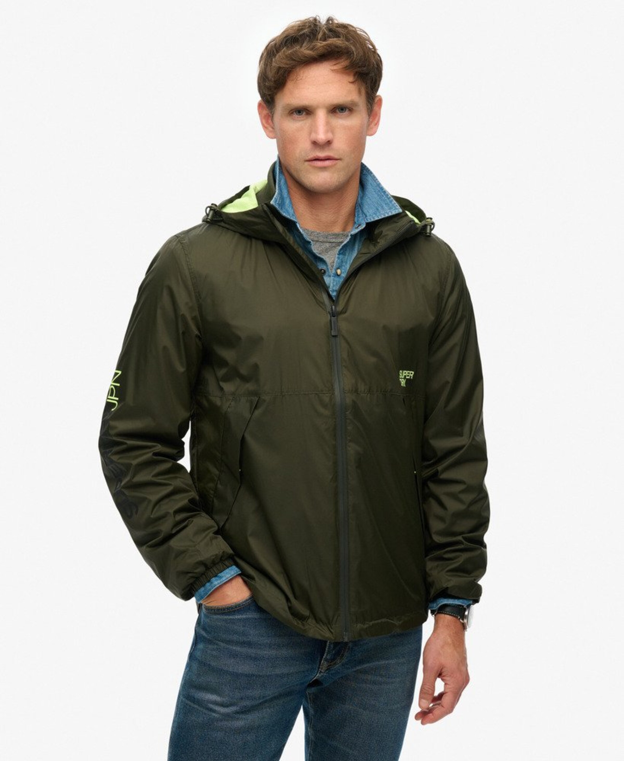 Superdry Performance Jacket in Green: front