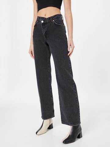 Wide leg Jeans 'RIGA' de la ONLY pe negru: față