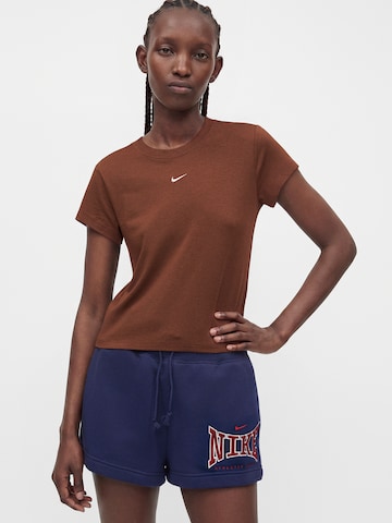 Nike Sportswear Tričko 'CHLL' – hnědá