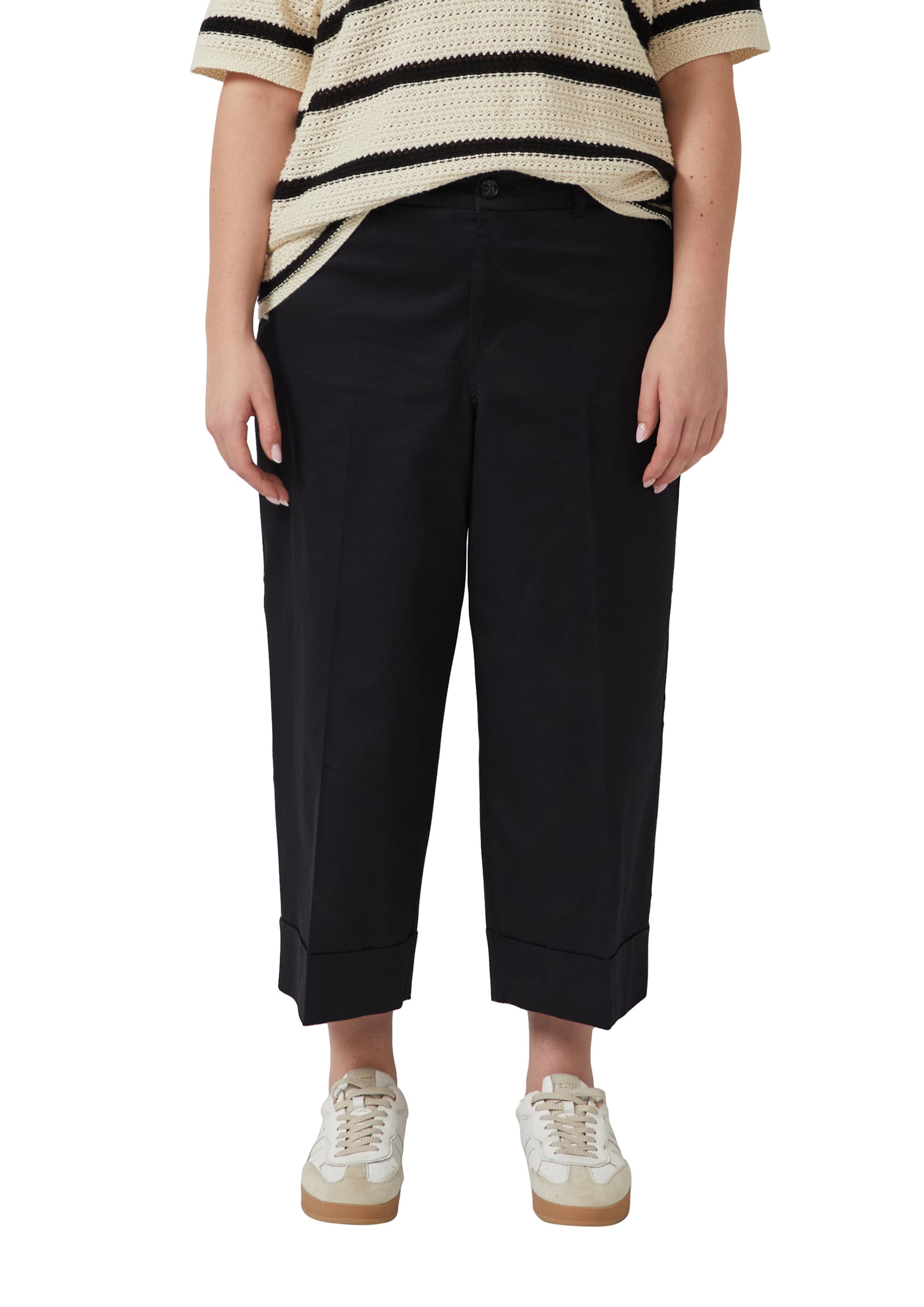 s.Oliver Wide Leg Hose in Schwarz