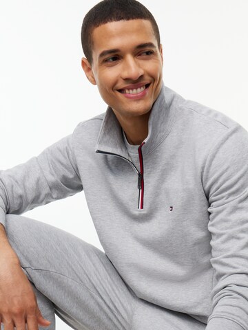 TOMMY HILFIGER Mikina – šedá