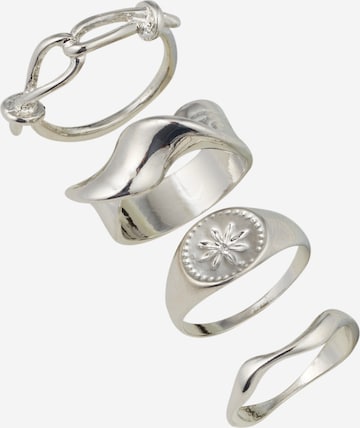 PIECES Ring 'ATANA' in Silver: front