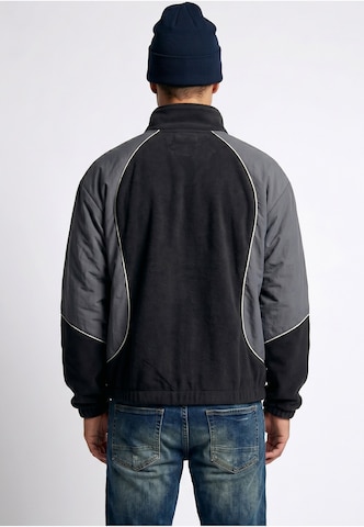 Urban Classics - Casaco de velo em preto
