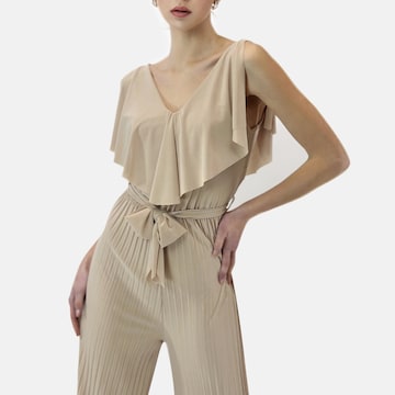 Tuta jumpsuit di Elara in beige
