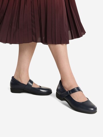 Dream Pairs Ballet Flats in Blue