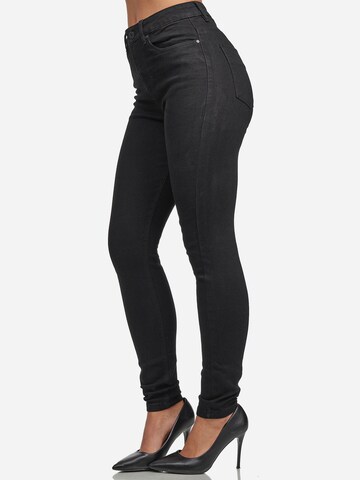 Tazzio Skinny Jeans 'F101' in Zwart