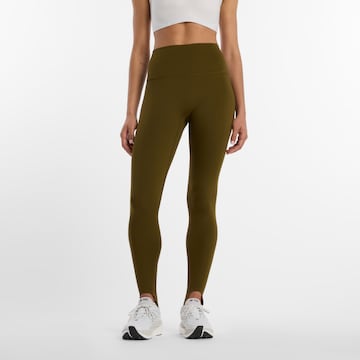 new balance - Pantalón deportivo en verde: frente
