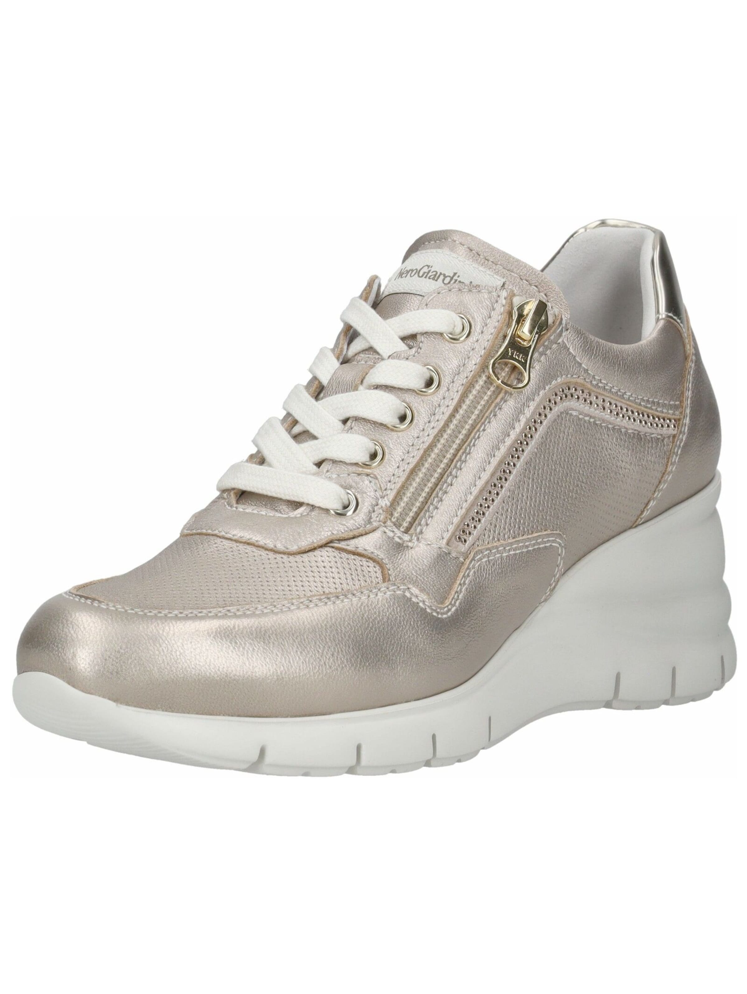 Baskets basses Nero Giardini en or : devant