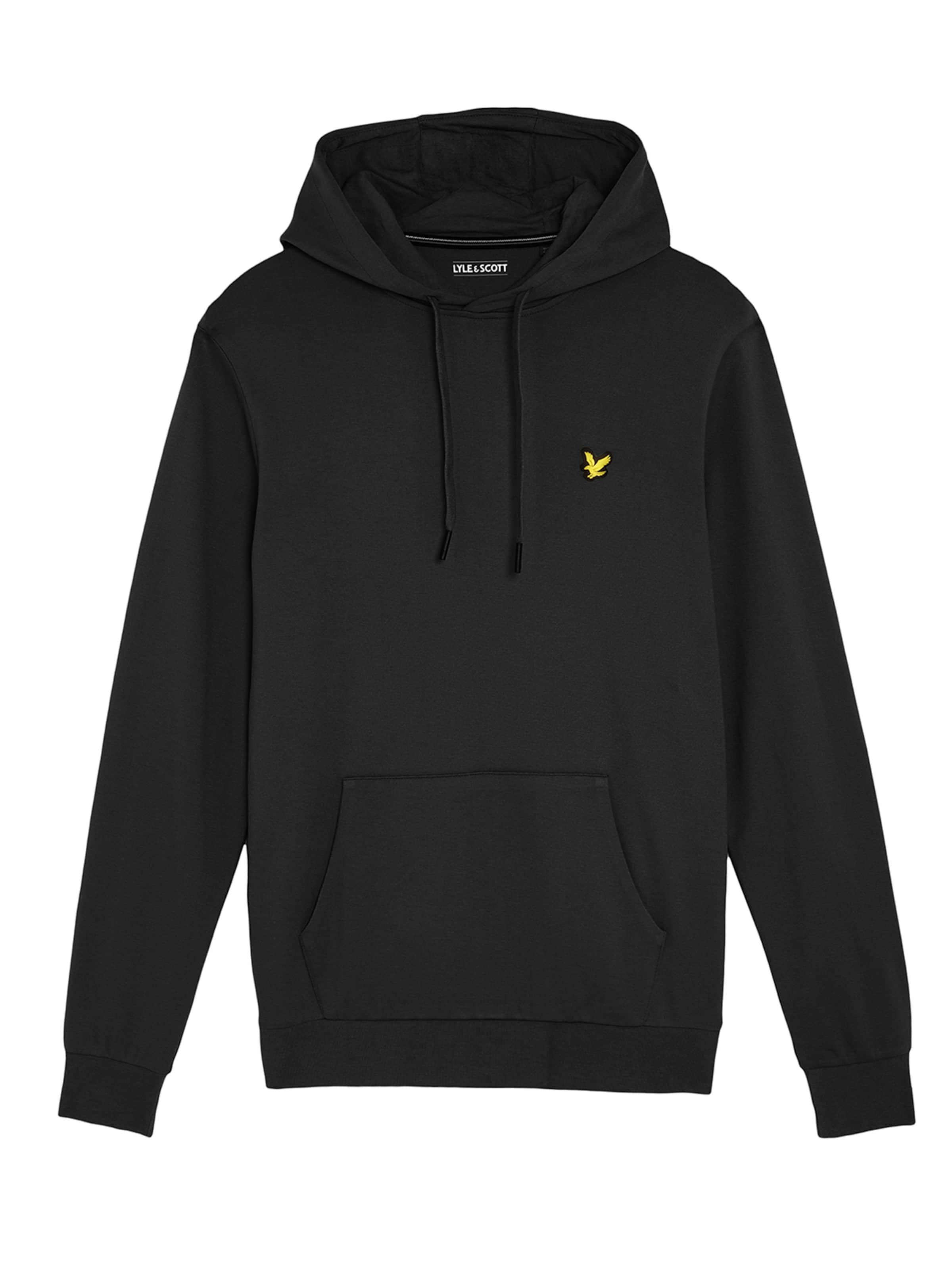 Lyle & Scott Sweatshirt in Black: front