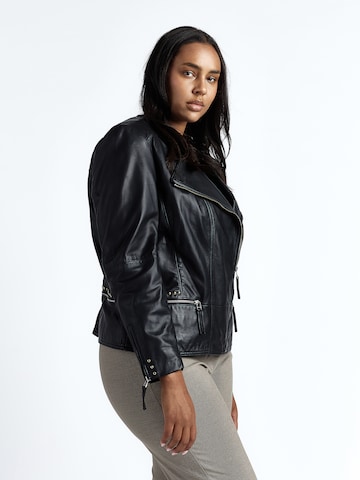 JCC Tussenjas in Zwart