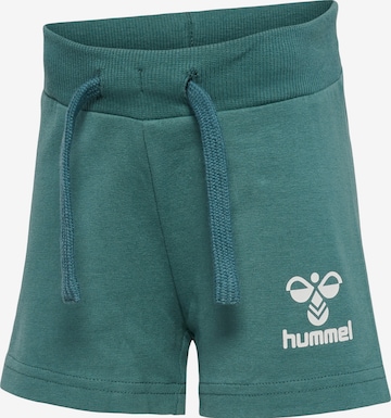 Hummel Regular Shorts in Grün