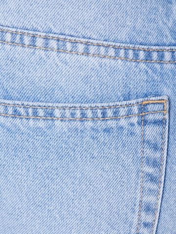 regular Jeans di Bershka in blu