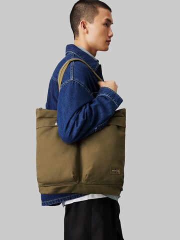 Calvin Klein Jeans Shopper in Green: front