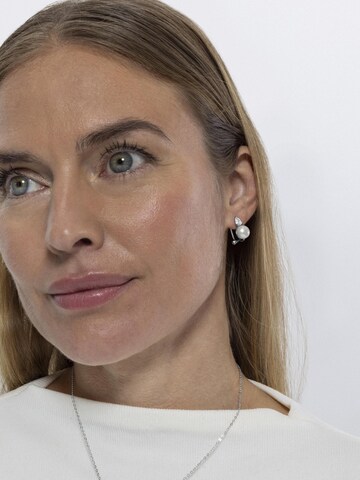 Luxenter Earrings 'Naral' in White