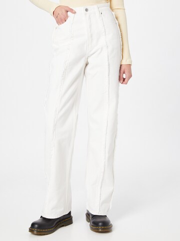 WEEKDAY Wide leg Jeans i vit: framsida