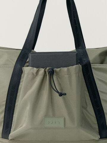 Born Living Yoga Sporttas 'Away' in Beige