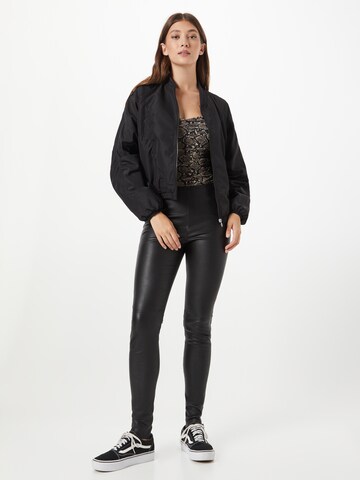 Skinny Leggings de la MOS MOSH pe negru