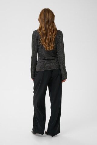 SAINT TROPEZ - Blusa em preto