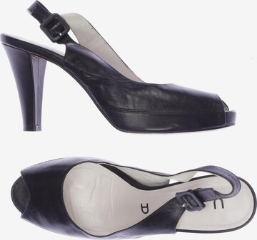UNISA Sandals & High-Heeled Sandals in 41 in Black: front