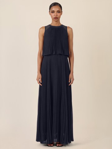 APART Evening Dress in Blue: front