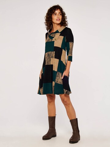 Robe Apricot en mélange de couleurs