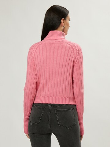 Influencer Sweater in Pink