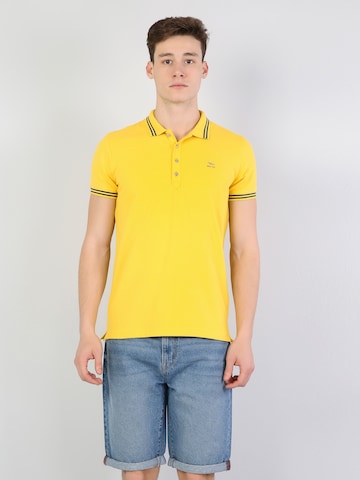 Colin's Shirt in Geel