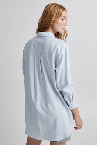 b.young Blouse 'BYFALAKKA' in Blauw