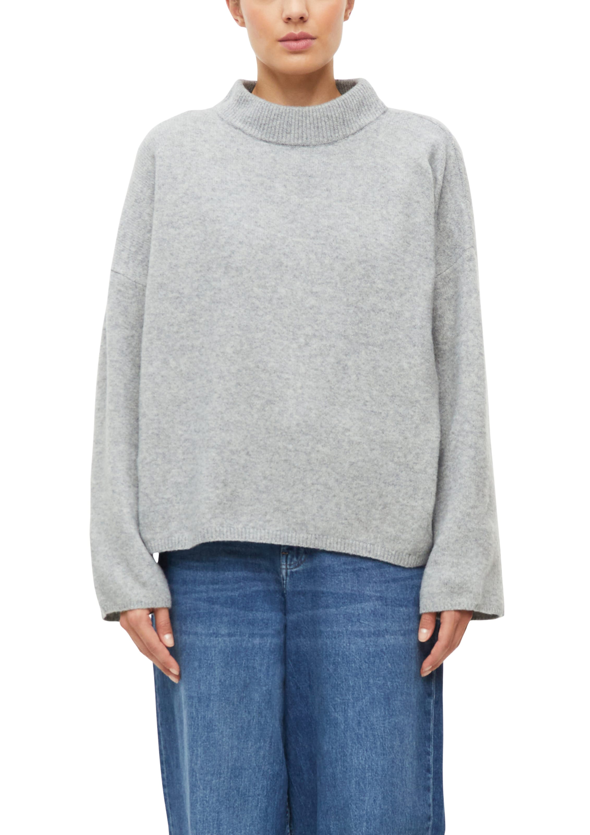 s.Oliver Sweater in Grey