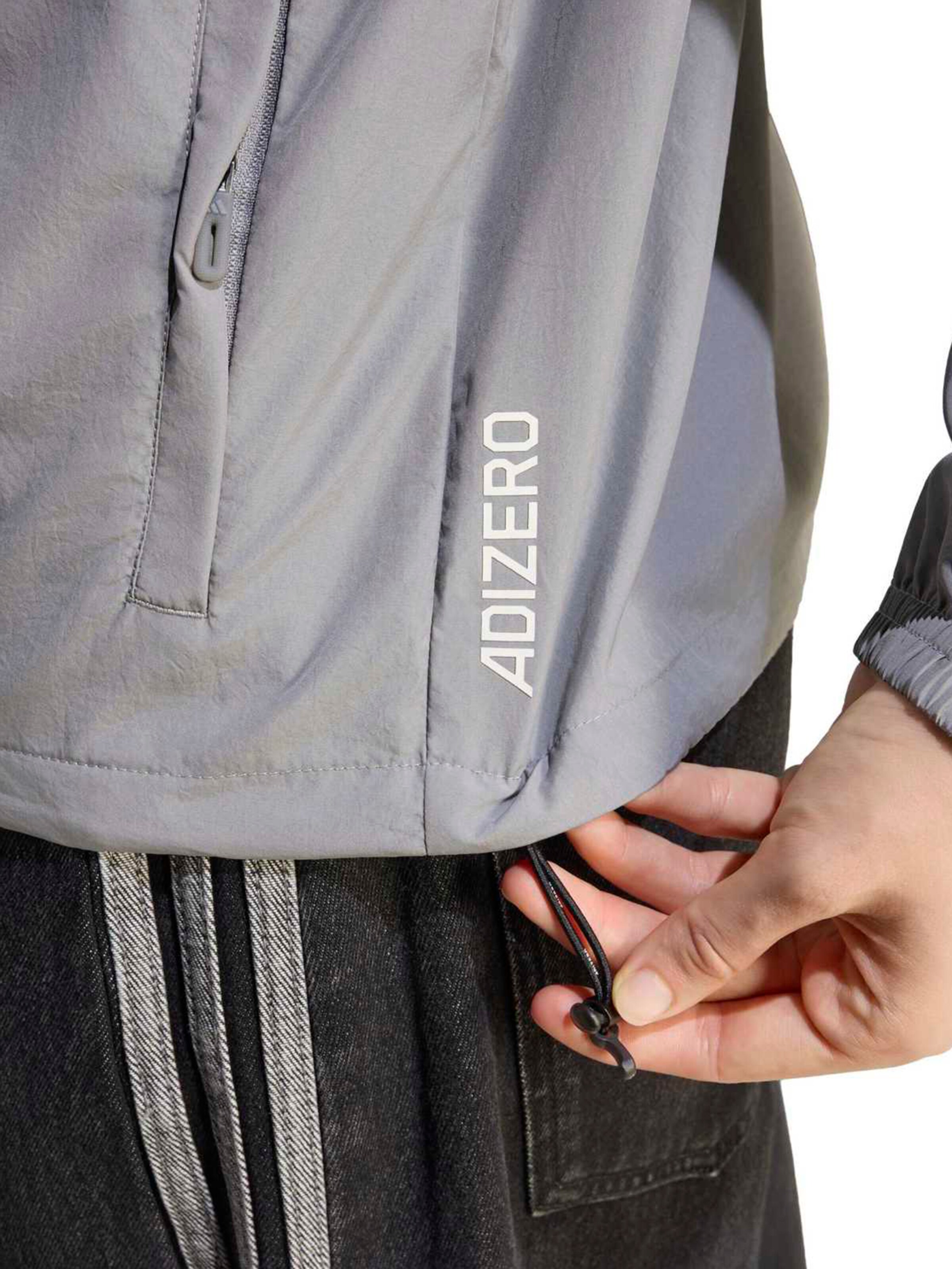 ADIDAS PERFORMANCE Urheilutakki 'ADIZERO A' värissä harmaa