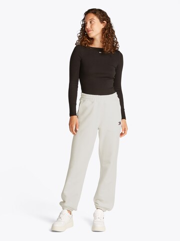 Tommy Jeans Tapered Broek in Wit