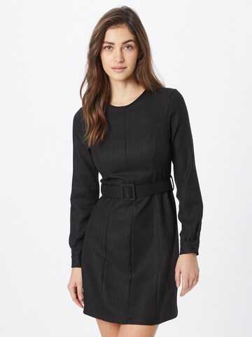 Robe Trendyol en noir : devant