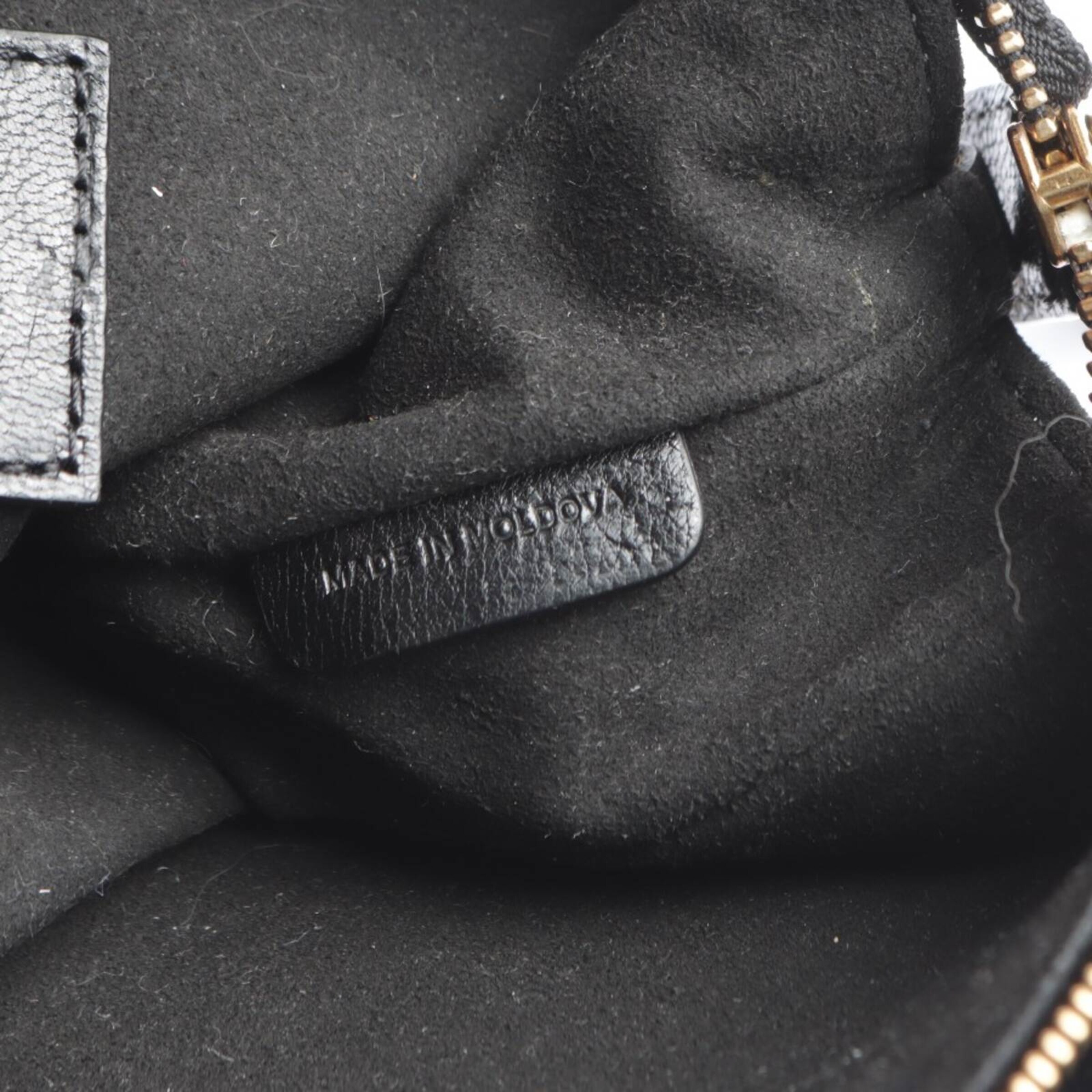 Givenchy Bag in One size in Black