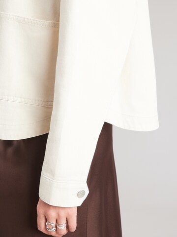 ONLY - Chaqueta de entretiempo en beige